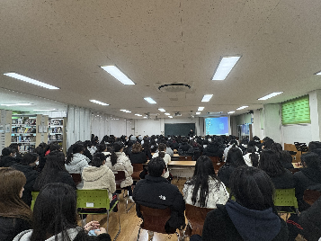 2025학년도 3학년 졸업 영상일기 시청